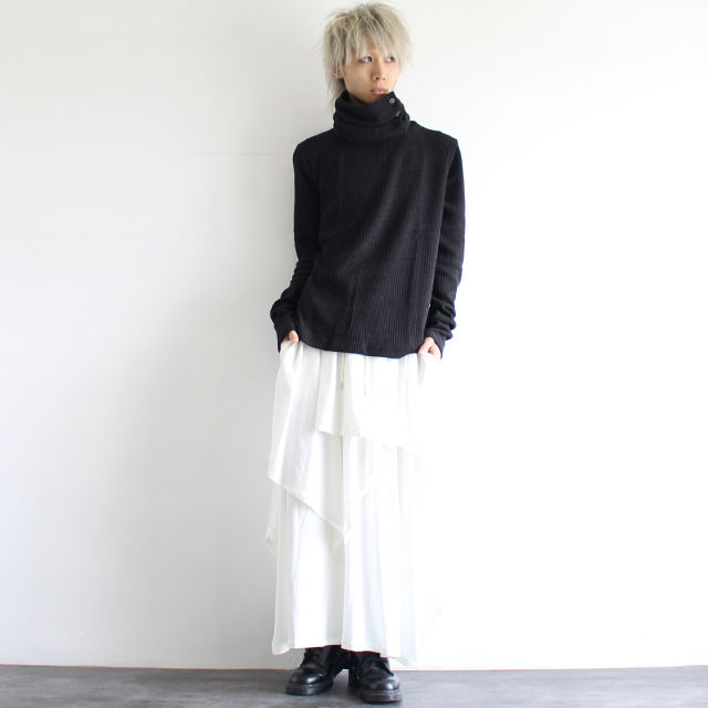 albino】 杢調ボタン付きボリュームタートルネックリブ albino】 杢調ボタン付きボリュームタートルネックリブ