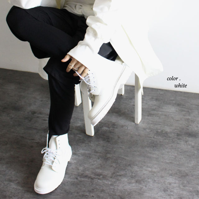 Dr.Martens】 8ホールスムースレザーブーツ | albino