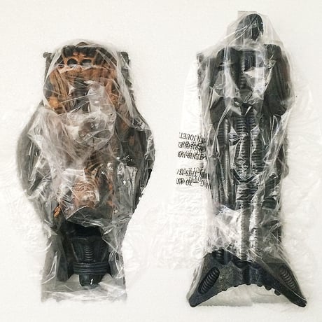 ALIEN SPACE JOCKEY       DELUXE RESIN STATUE