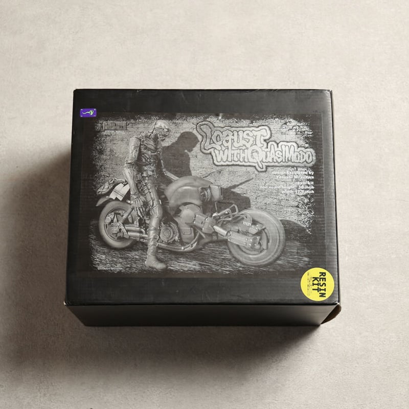 LOGUST WITH QUASIMODO(疾風のバッタ男) | SCREAM FIGURE