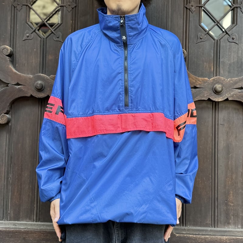 〔Vintage〕90s Ocean  Pacific NYLON Jacket