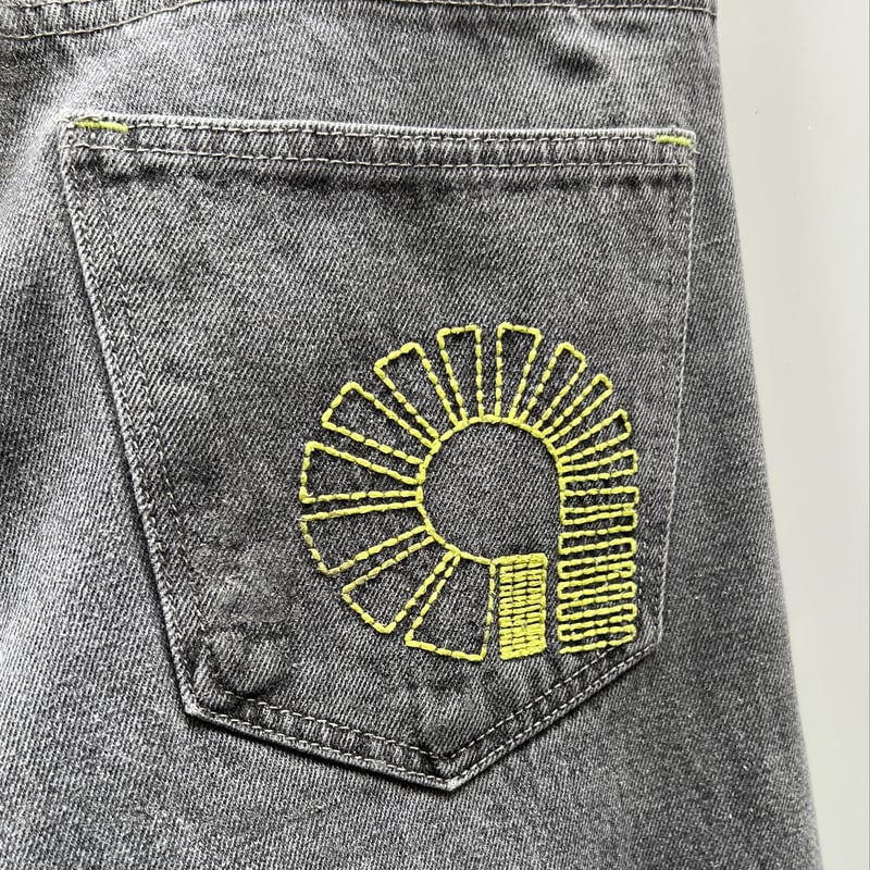 アカデミクス AKADEMIKS 刺繍ロゴ 光沢 デニム 36程度 アカデミクス AKADEMIKS 刺繍ロゴ 光沢 デニム 36程度 楽天市場