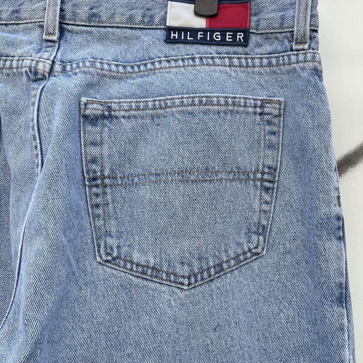 TOMMY JEANS /トミージーンズ 5ポケットジーンズ 90年代 Made in TOMMY JEANS /トミージーンズ 5ポケットジーンズ 90年代 Made in