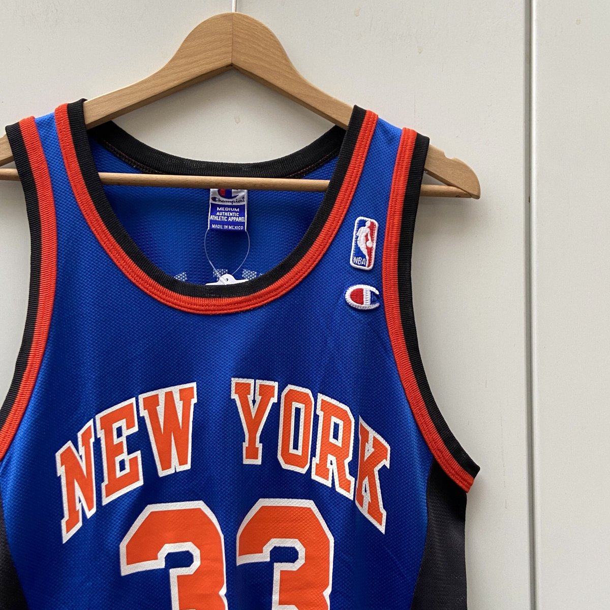 Champion NBA KNICKS/チャンピオン ニューヨークニックス バスケットタンクトップ ３３EWING 90年代 (USED)