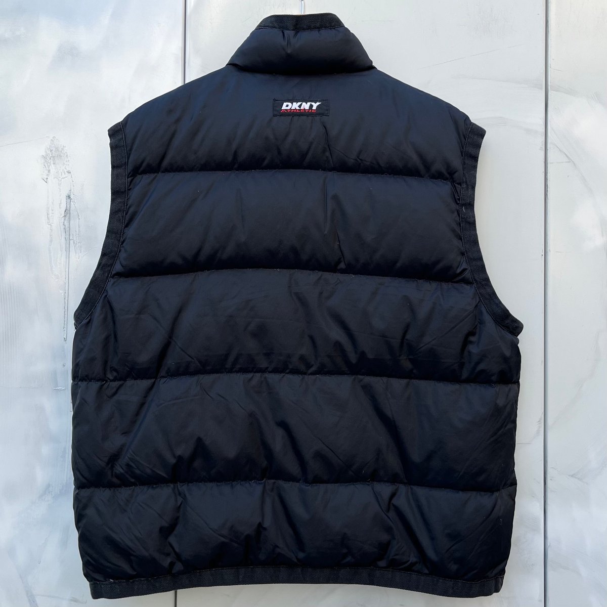 DKNY/ディーケイエヌワイ ダウンベスト 90年代 (USED DKNY/ディーケイエヌワイ ダウンベスト 90年代 (USED