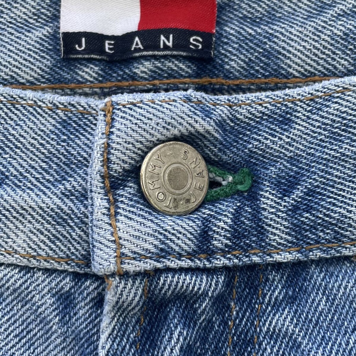 TOMMY JEANS /トミージーンズ 5ポケットジーンズ 90年代 Made in TOMMY JEANS /トミージーンズ 5ポケットジーンズ 90年代 Made in