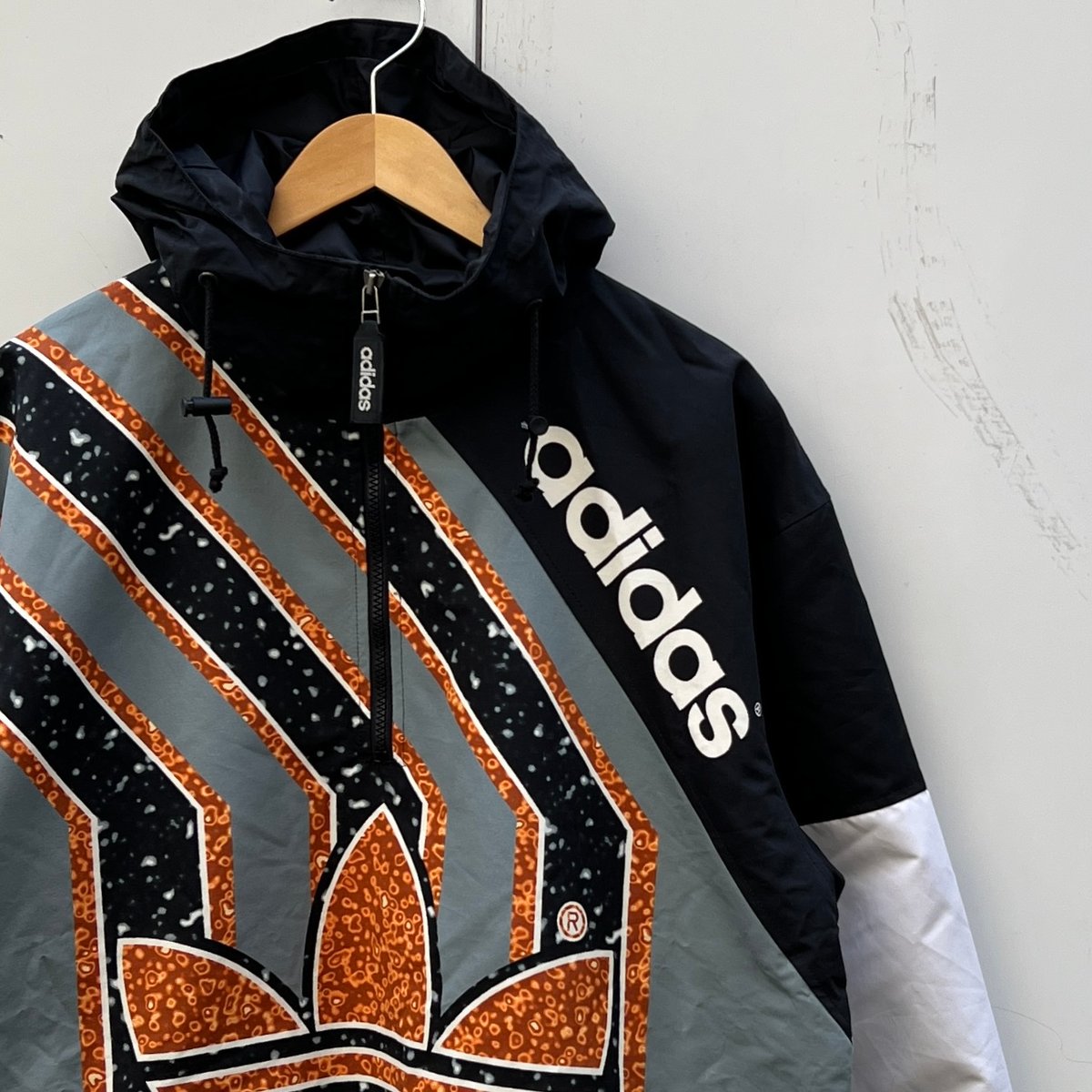 【ヴィンテージ】 90s アディダス スキーウェア セット adidas/アディダス スキースーツ 90年代 Made in JAPAN (USED) |