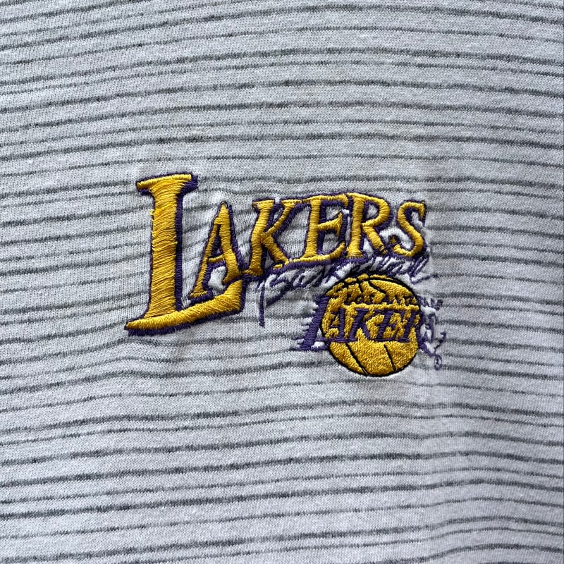 NBA LAKERS/ロサンゼルスレイカーズ 刺繍ロゴTシャツ 90年代 NBA LAKERS/ロサンゼルスレイカーズ 刺繍ロゴTシャツ 90年代
