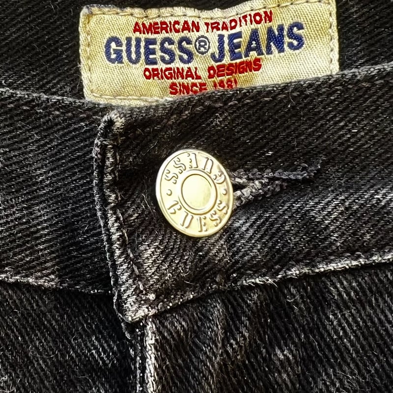 GUESS(ゲス) JAPAN 公式オンラインストア | GUESS JAPAN