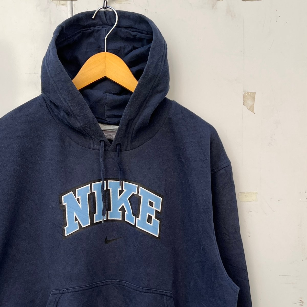 00s NIKE スウェット 黒フェード 00s NIKE スウォッシュロゴ刺繍 フェード スウェットトレーナー