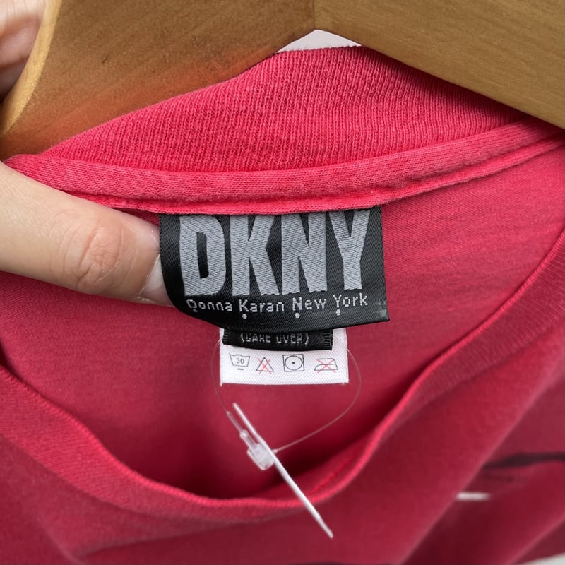 DKNY/ダナキャランニューヨーク ロゴTシャツ 90年代 Made in USA DKNY/ダナキャランニューヨーク ロゴTシャツ 90年代 Made in USA