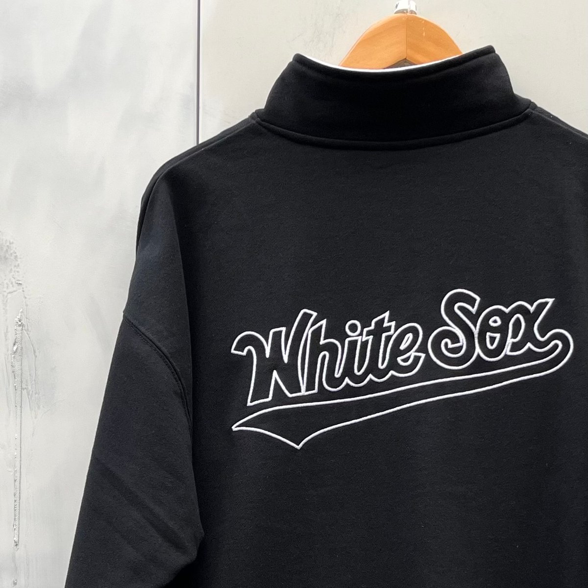 MLB WHITE SOX/シカゴホワイトソックス ハーフジップスウェット MLB WHITE SOX/シカゴホワイトソックス ハーフジップスウェット