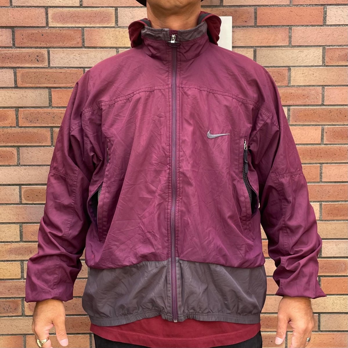 NIKE/ナイキ ウィンドブレーカージャケット 90年代 (USED NIKE/ナイキ ウィンドブレーカージャケット 90年代 (USED