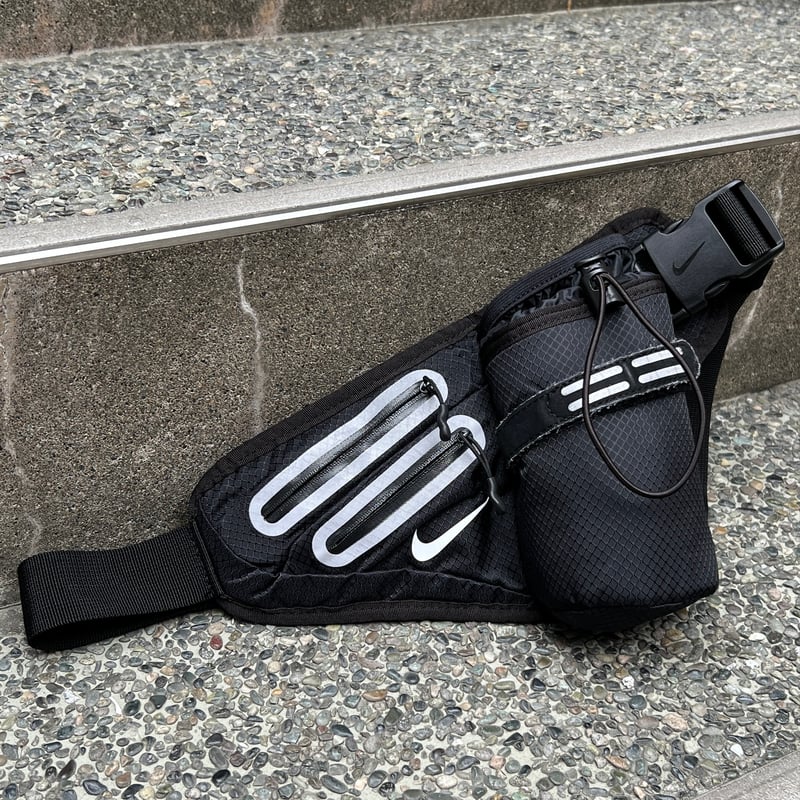 NIKE/ナイキ ボトルショルダーバッグ 00年代 (USED) | chameleon NIKE/ナイキ ボトルショルダーバッグ 00年代 (USED) | chameleon