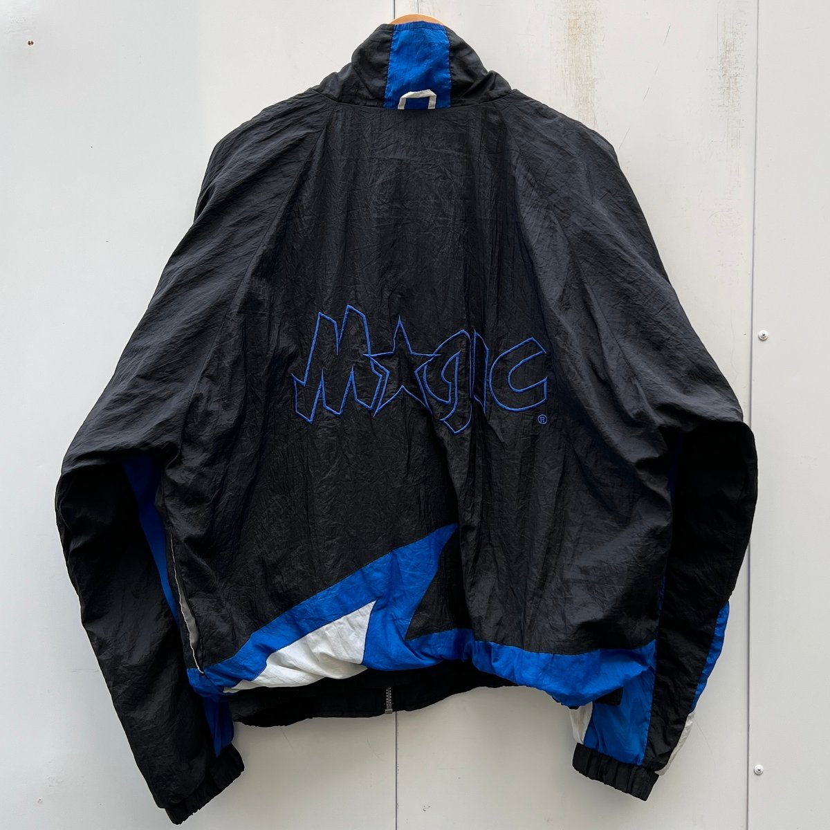 激レアXL☆EU輸入90s】NBAオーランドマジック両面刺繍ナイロン 激レアXL☆EU輸入90s】NBAオーランドマジック両面刺繍ナイロン