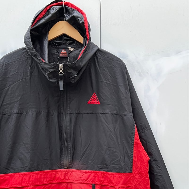 NIKE acg/ナイキ エーシージー パッカブル プルオーバーフード NIKE acg/ナイキ エーシージー パッカブル プルオーバーフード