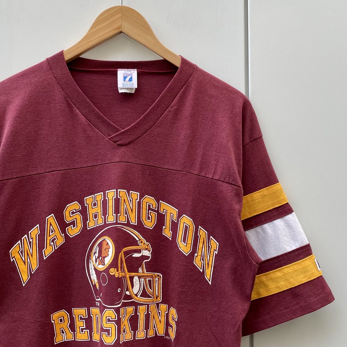 90年代 LOGO7 NFL WASHINGTON REDSKINS ワシントンレッドスキンズ Vネック フットボール五分袖Tシャツ USA製 メンズL ヴィンテージ /eaa318046