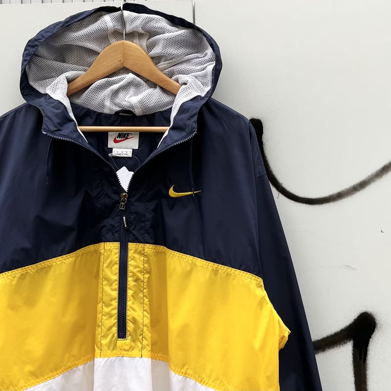 NIKE/ナイキ ハーフジップフードジャケット 90年代 (USED NIKE/ナイキ ハーフジップフードジャケット 90年代 (USED