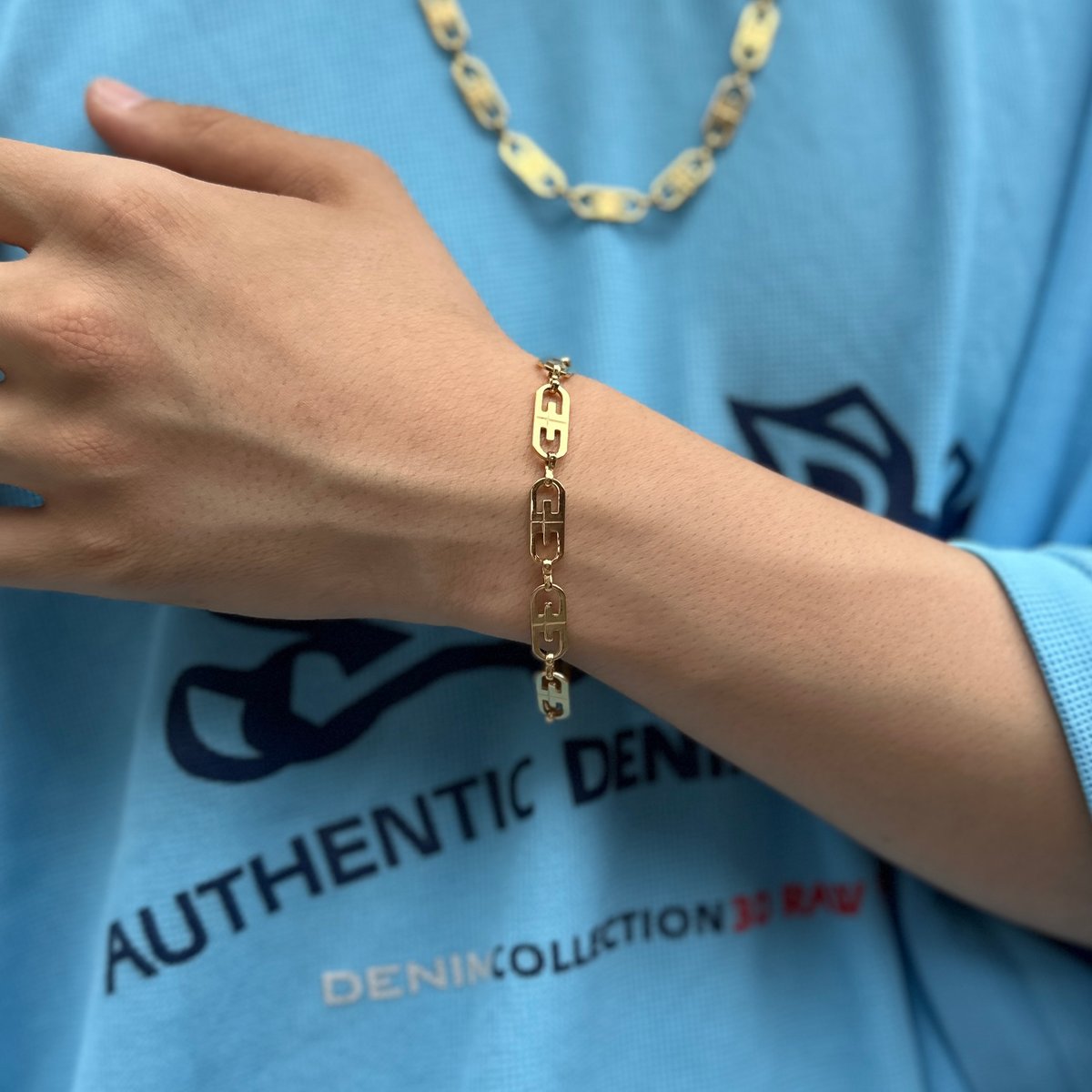 GIVENCHY/ジバンシィ ゴールドカラーネックレス&ブレスレット 80 GIVENCHY/ジバンシィ ゴールドカラーネックレス&ブレスレット 80