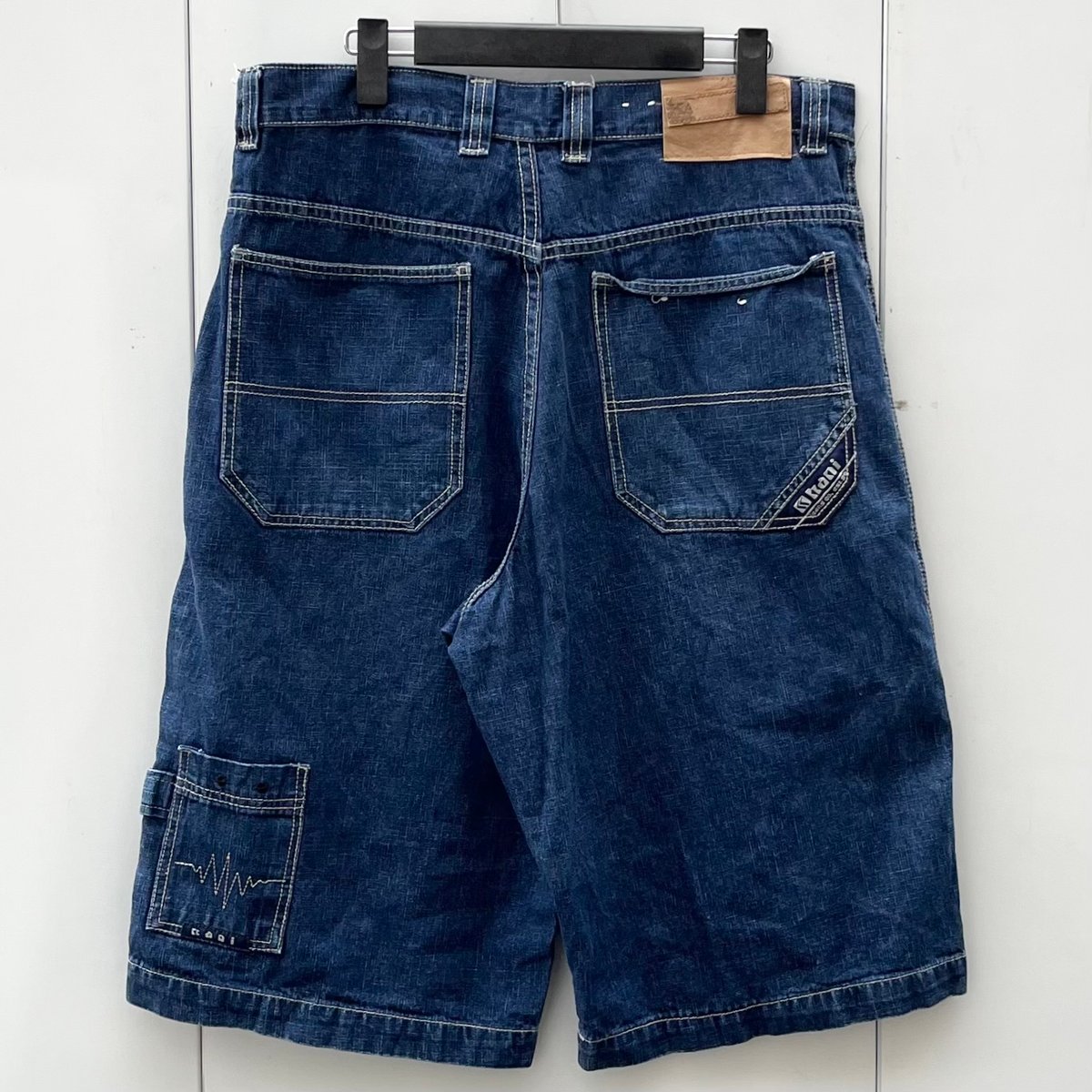 90s kani jeans カナイジーンズ　デニム　ワイドデニム 刺繍　濃紺 90s KARL KANI カールカナイ デニム 極太 バギー 2pac 刺繍