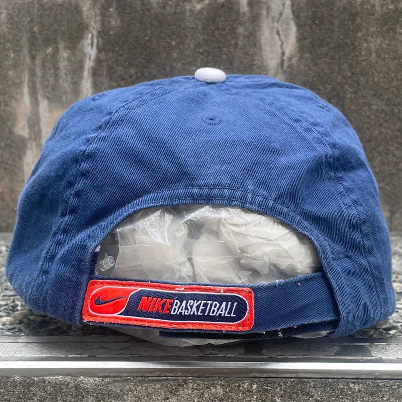 NIKE ナイキ キャップ ロゴ刺繍 90s ヴィンテージ 青 紺 NIKE ナイキ キャップ ロゴ刺繍 90s ヴィンテージ 青 紺