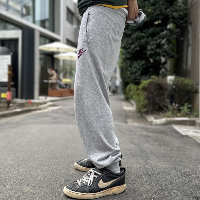 NIKE スウェットパンツ