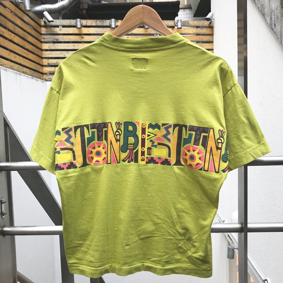 ユナイテッド カラーズ オブ ベネトン UNITED COLORS OF BENETTON. 袖ボタンデザイン・コンフォートフィットシャツ （29U） ユナイテッド カラーズ オブ ベネトン UNITED COLORS OF