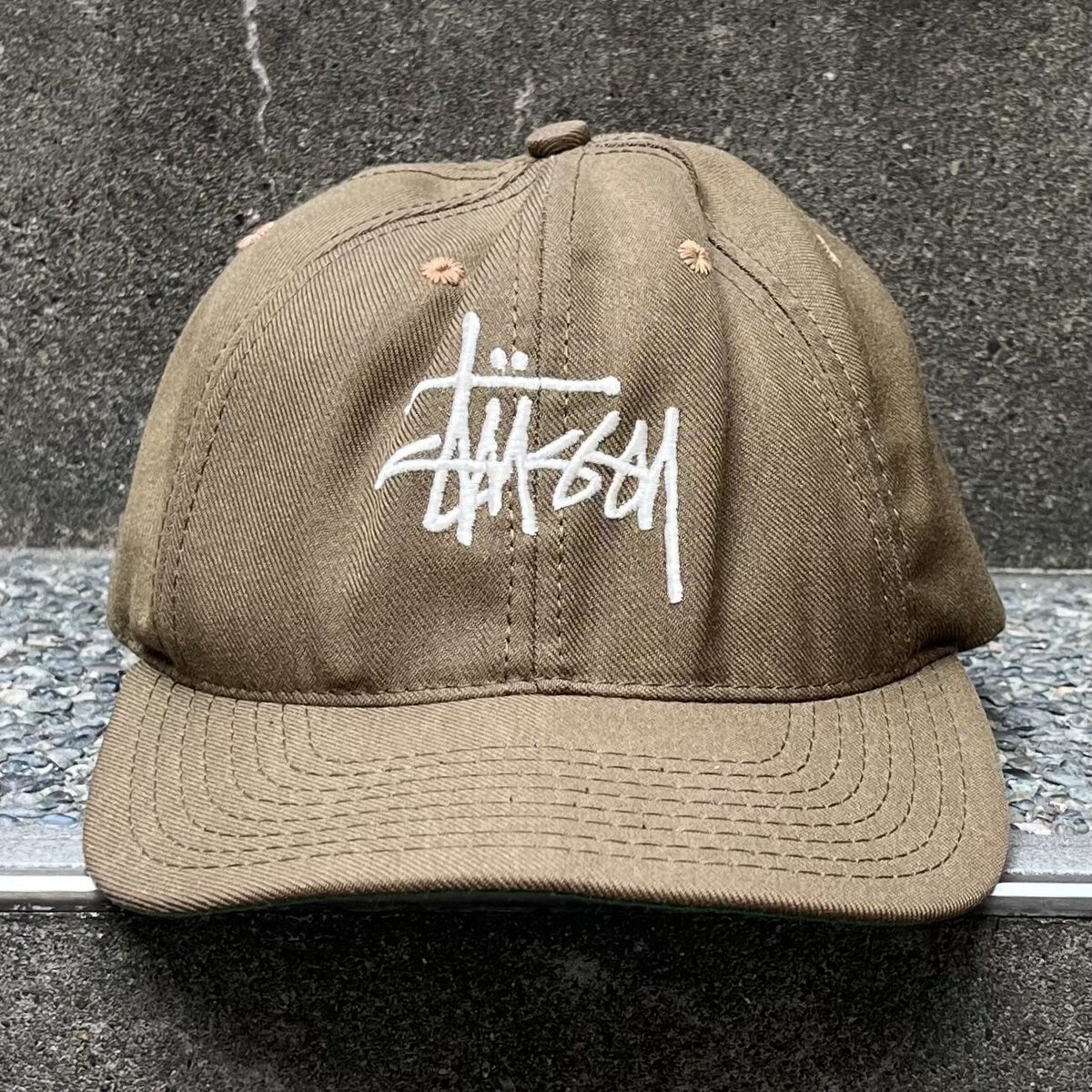 割引ショップ stussy old cap 90´S 紺タグ Sロゴ キャップ tan | www ...