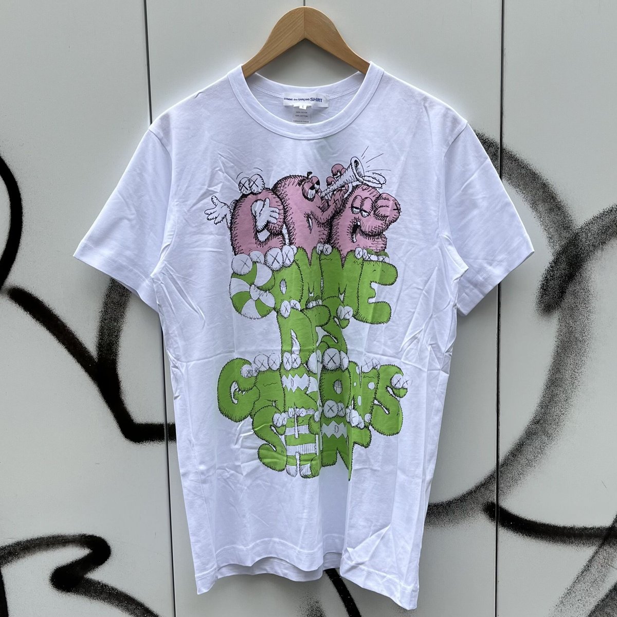 COMME des GARCOS SHIRT/コムデギャルソンシャツ KAWSコラボTシャツ ...