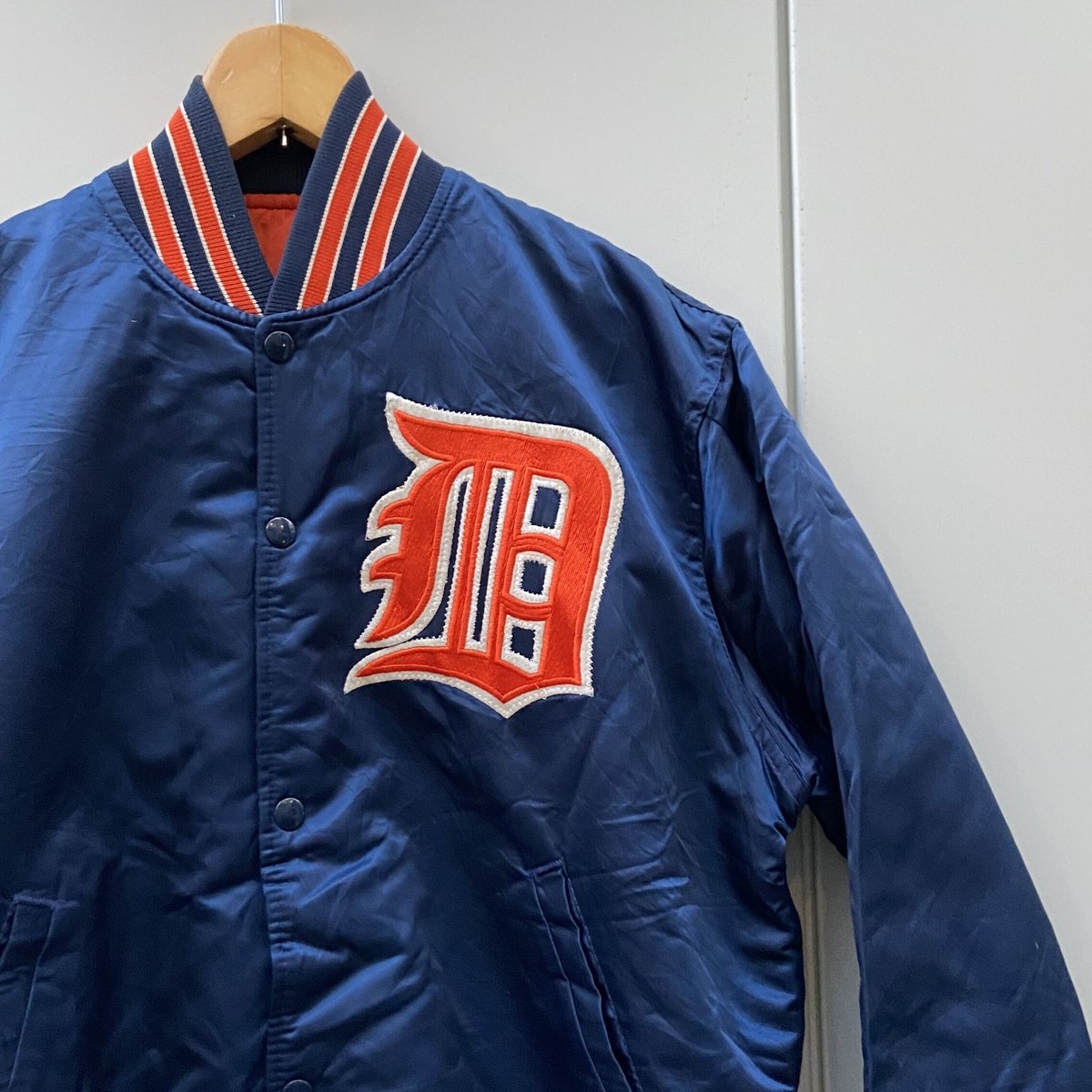 【スターター製】MLB スタジャン　デトロイトタイガース ネイビー Lサイズ STARTER MLB TIGERS/スターター デトロイトタイガース ナイロン