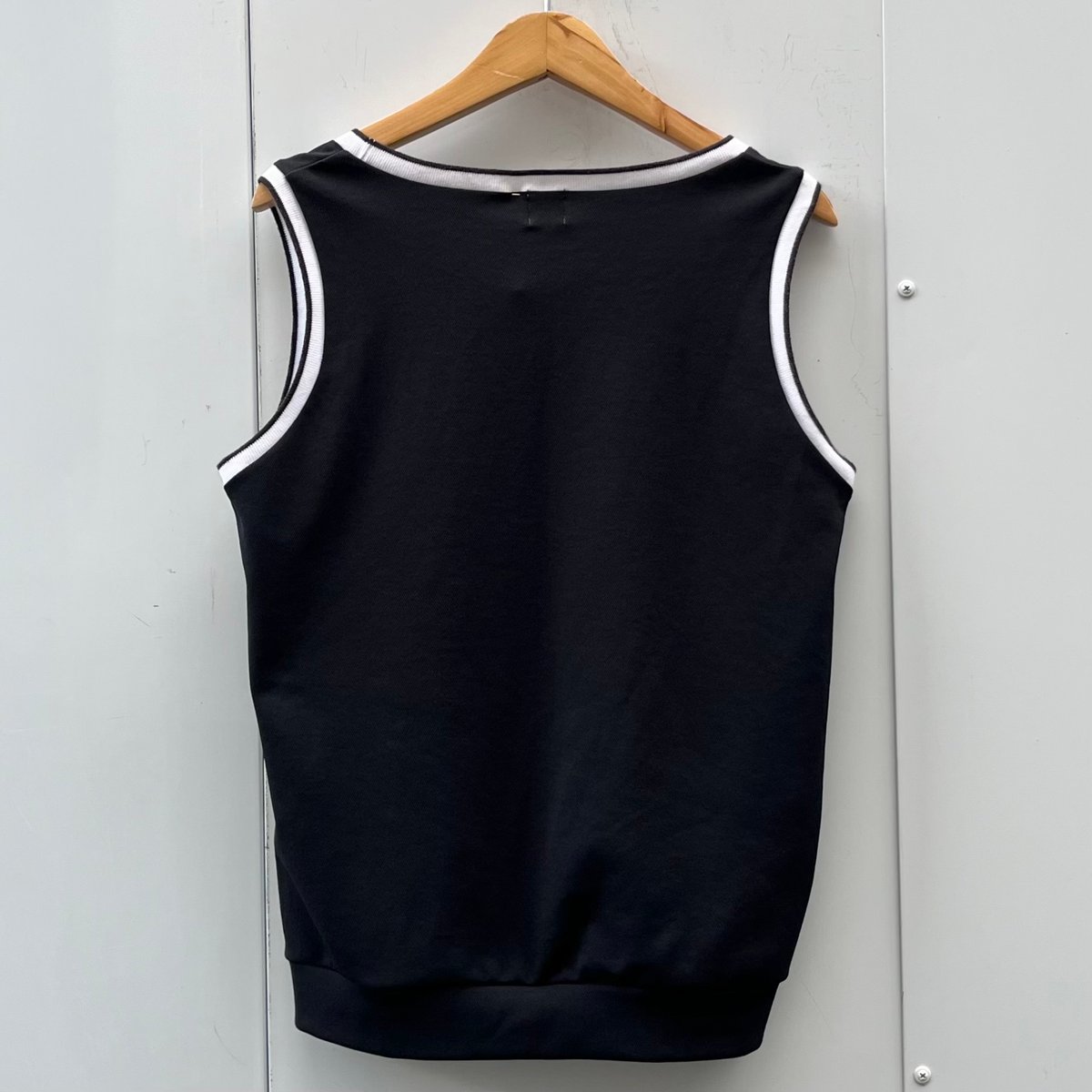 Courrrges/クレージュ ロゴタンクトップ 90年代 (USED Courrrges/クレージュ ロゴタンクトップ 90年代 (USED