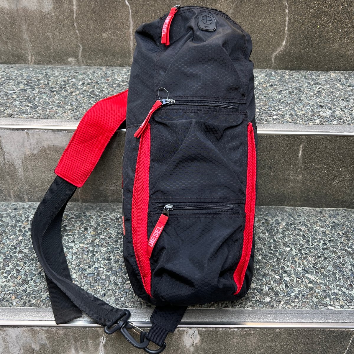 DIESEL ディーゼル 00s archive ワンショルダーバック 00s DIESEL ONE SHOULDER BAG ARCHIVE Y2K | LOST