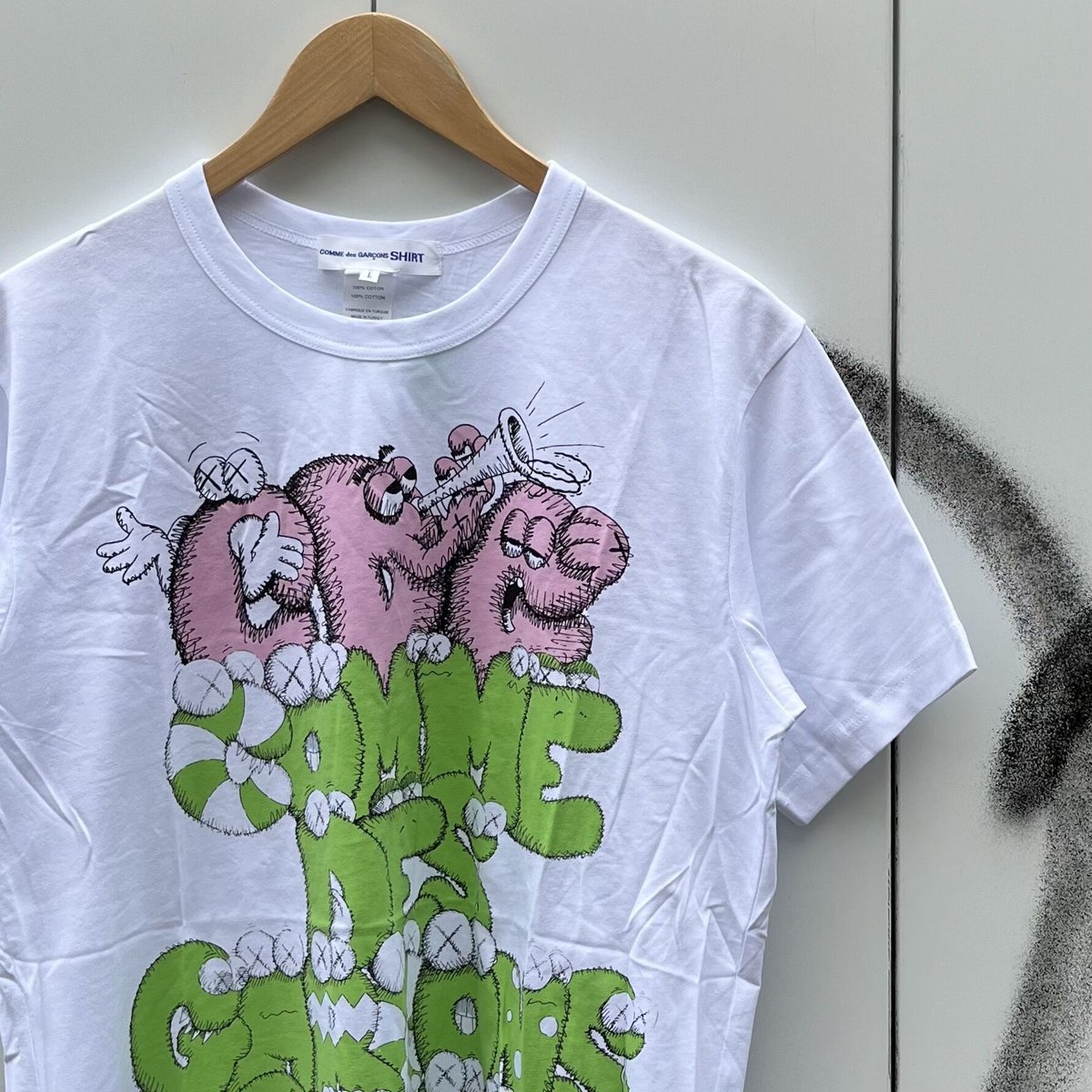 COMME des GARCONS SHIRT×KAWS カウズ コラボTシャツ