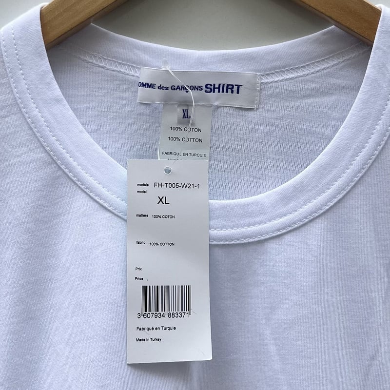 COMME des GARCOS SHIRT/コムデギャルソンシャツ KAWSコラボTシャツ 