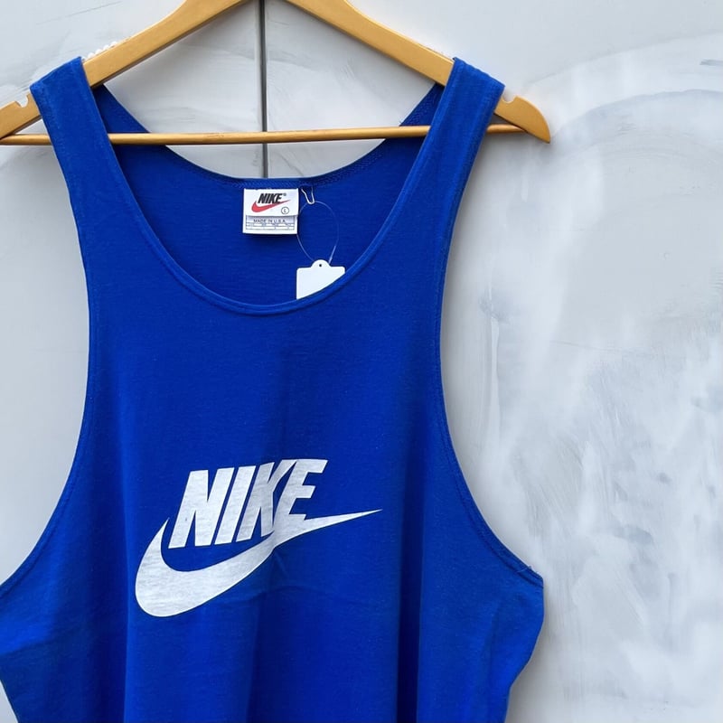 Nike人気デカロゴ未使用品タンクトップ(XL)