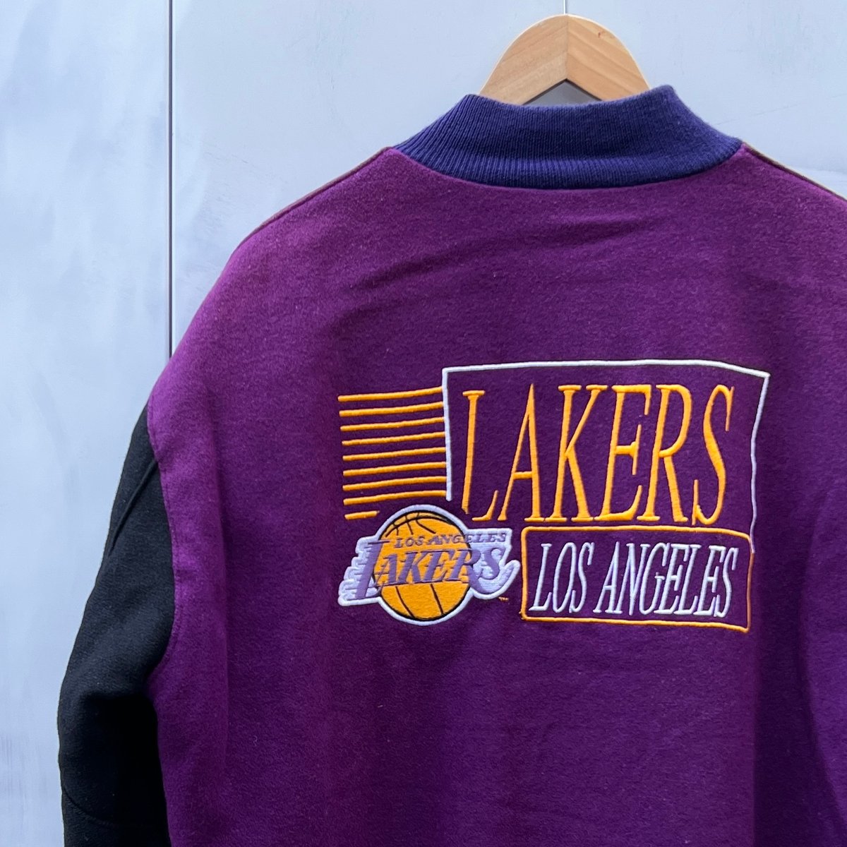 Delong NBA LAKERS/デロング ロサンゼルスレイカーズ スタジャン Delong NBA LAKERS/デロング ロサンゼルスレイカーズ スタジャン
