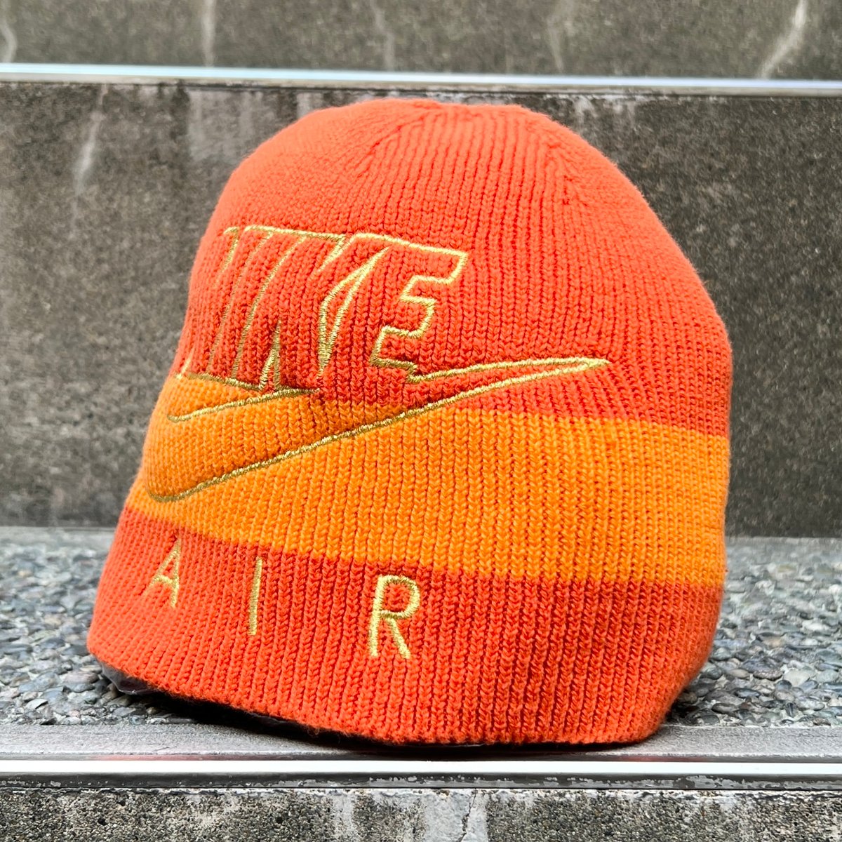 00s 90s NIKE センターロゴ ニット帽 刺繍 希少y2k 美品 00's】NIKE ビーニーニット帽 古着 刺繍ロゴ vintage Y2K - メルカリ