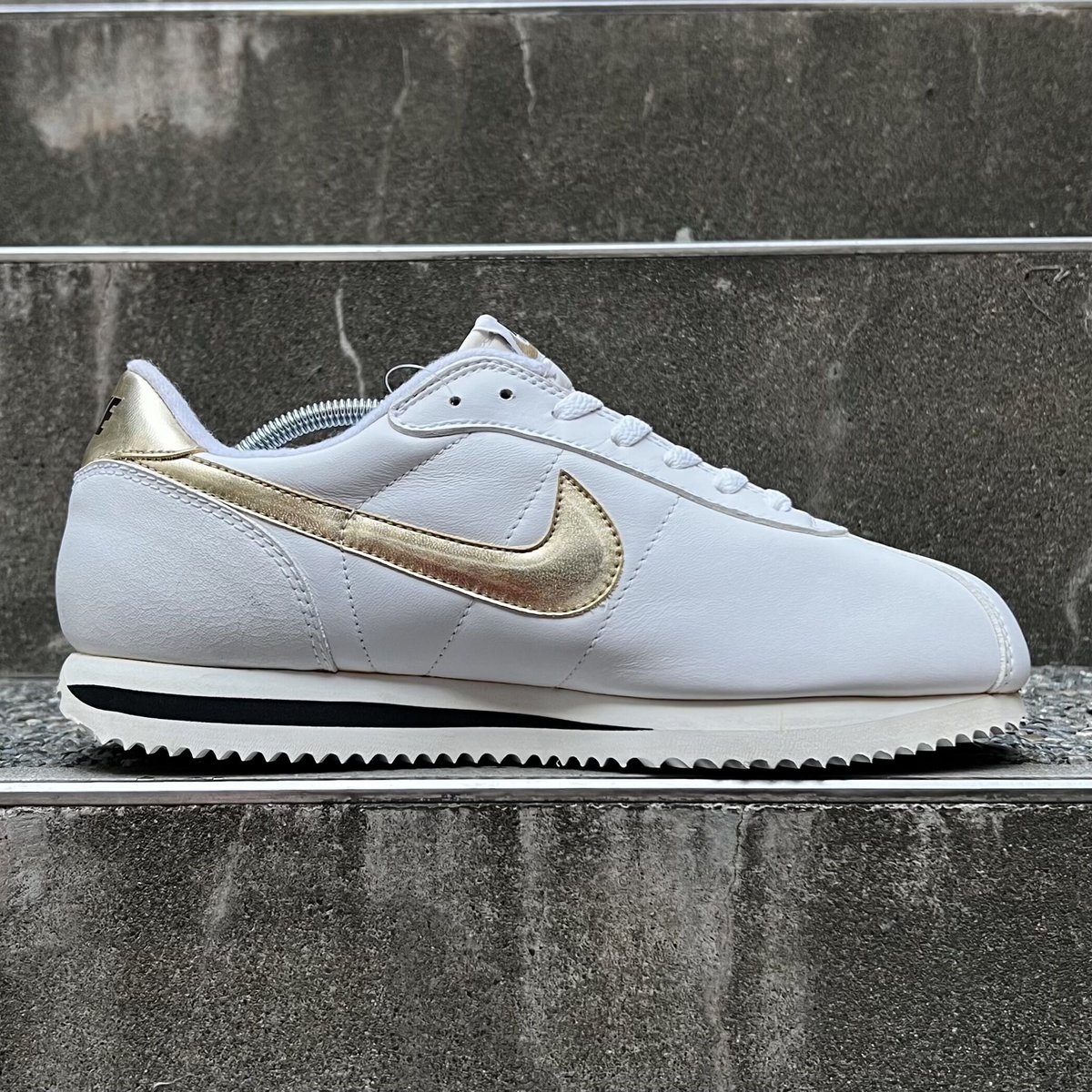 26cm　96年製　NIKE LEATHER CORTEZ 90s　ルビラージュ 26cm 96年製 NIKE LEATHER CORTEZ 90s ルビラージュ - メルカリ