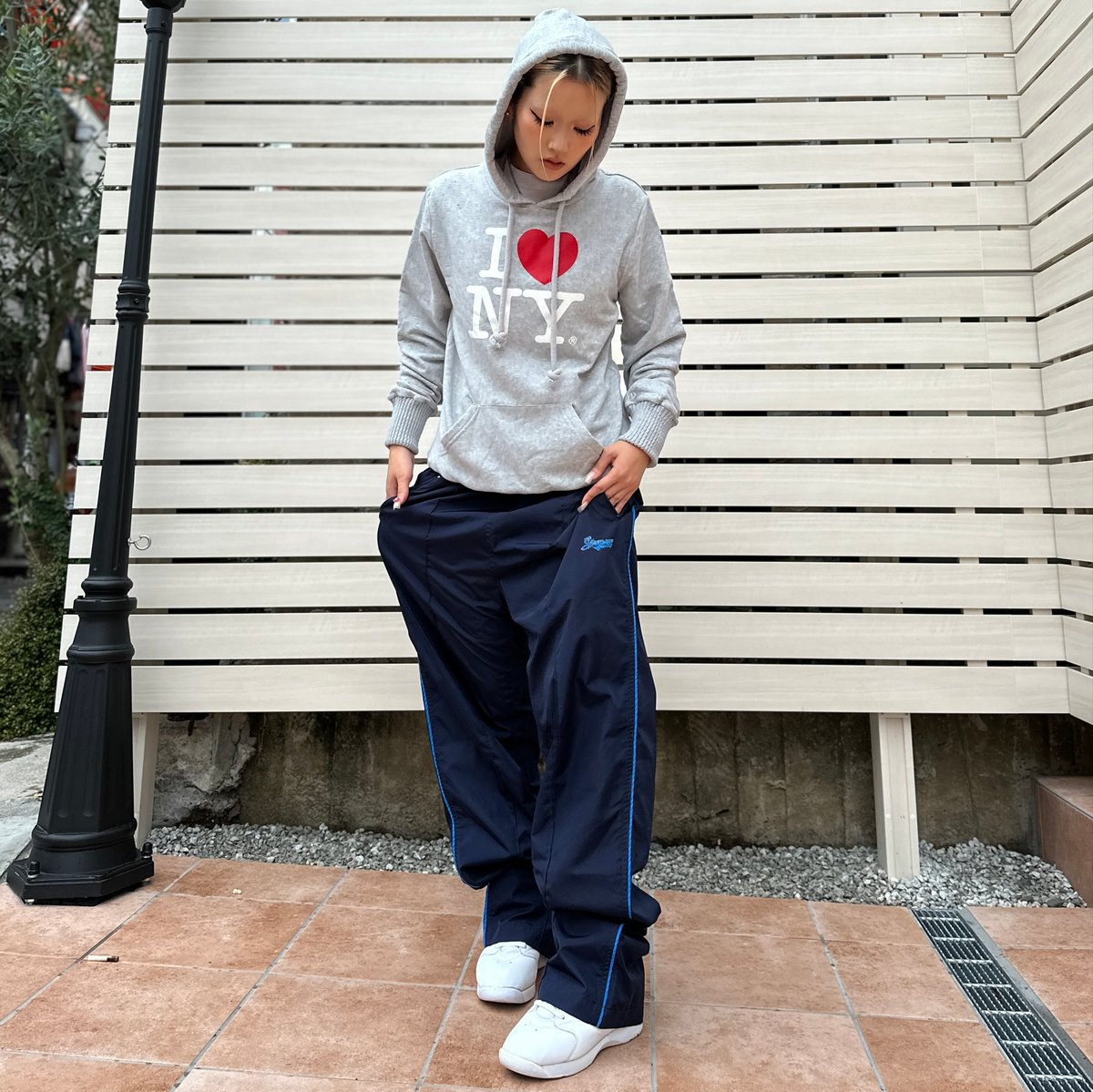 i love ny スウェット　new york I Love NY Crewneck Sweatshirt - Black