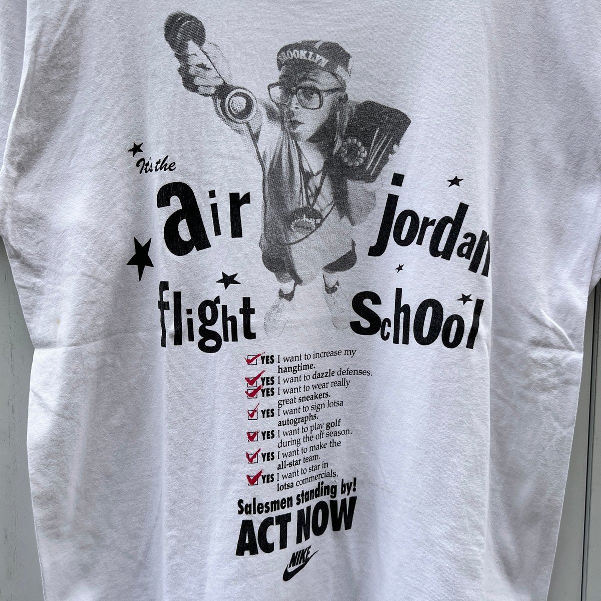 エアジョーダンフライトスクール　JORDANFLIGHTSCHOOLTシャツ限定 Nike Jordan: Michael Jordan XX Flight School Athletic Cut
