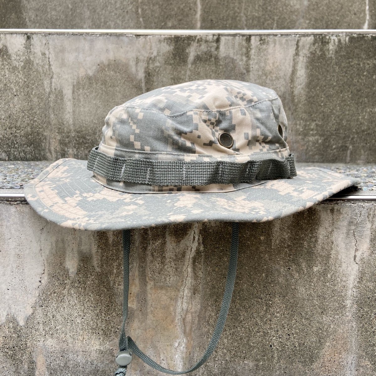 UNIVERSAL CAMOFLAGE/デジタルカモ ブーニーハット 2001年 (USED)