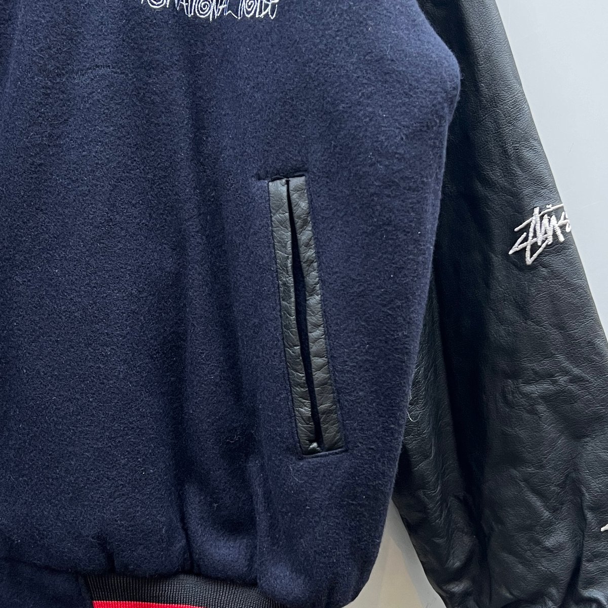 STUSSY/ステューシー IRIE FEELIN袖レザースタジャン 80年代 STUSSY/ステューシー IRIE FEELIN袖レザースタジャン 80年代