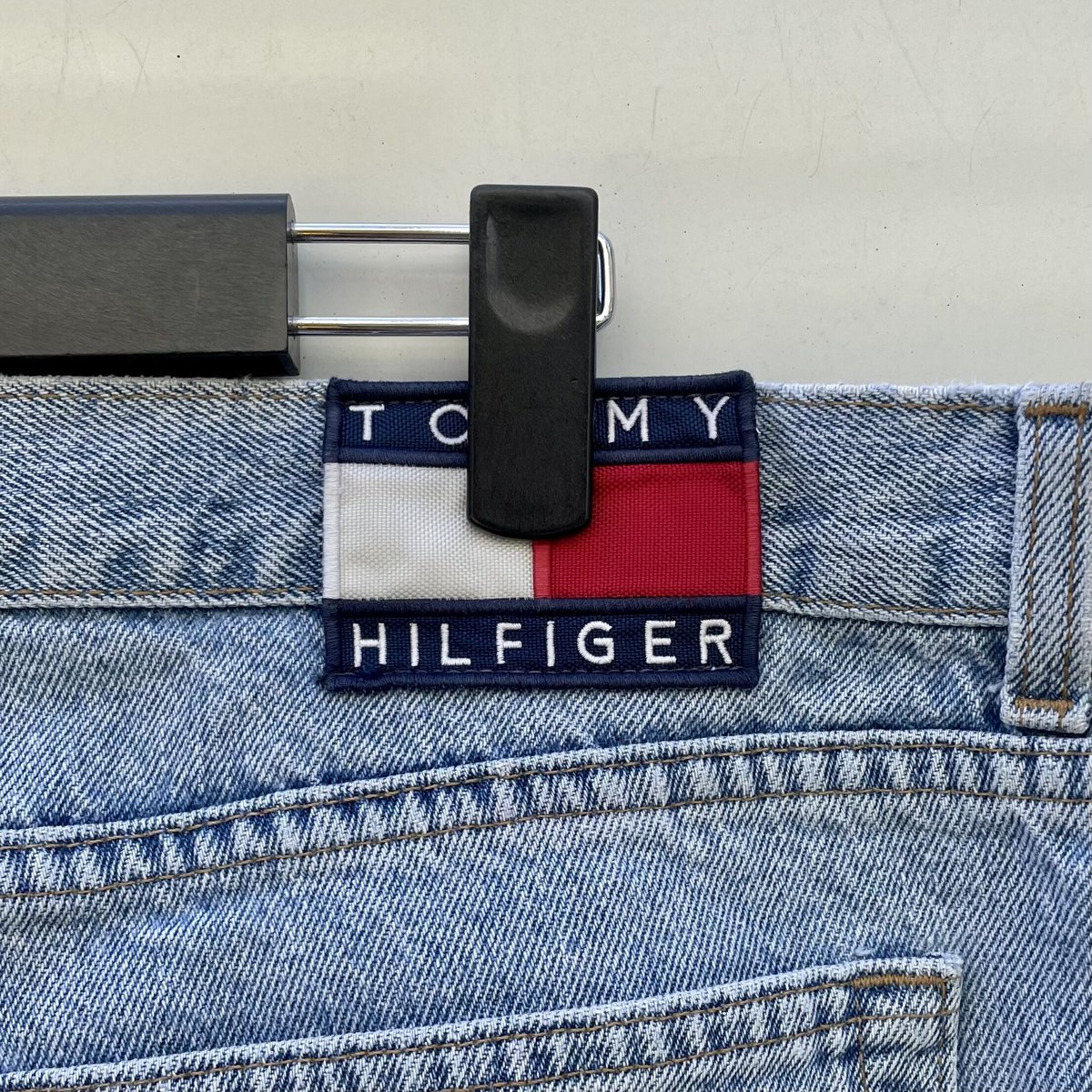 TOMMY JEANS /トミージーンズ 5ポケットジーンズ 90年代 Made in TOMMY JEANS /トミージーンズ 5ポケットジーンズ 90年代 Made in