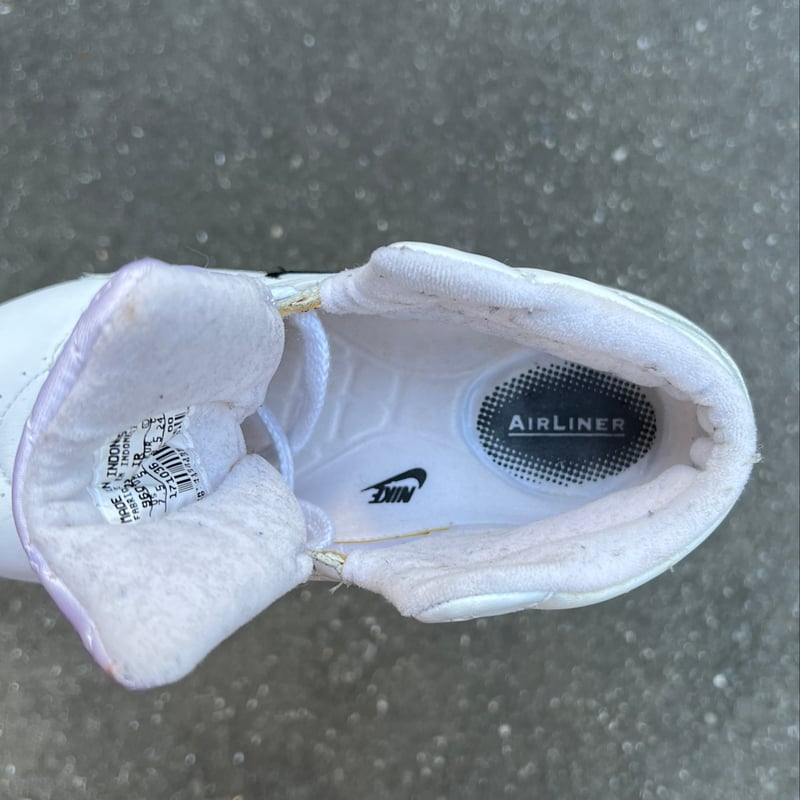 Nike airliner sale