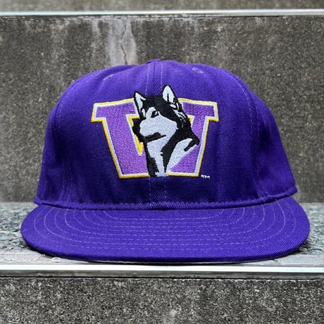 NIKE ハスキーズ(HUSKIES)フード付きジャケット 紫 NIKE ハスキーズ(HUSKIES)フード付きジャケット 紫 NIKE