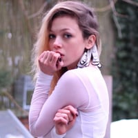 Anni Jurgenson/アンニ・ユルゲンソン - フェザーイヤーカフ (フェザント)