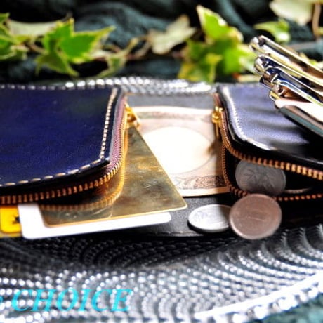 革の宝石ルガトー・二つ折りコインキャッチャー財布（紺）