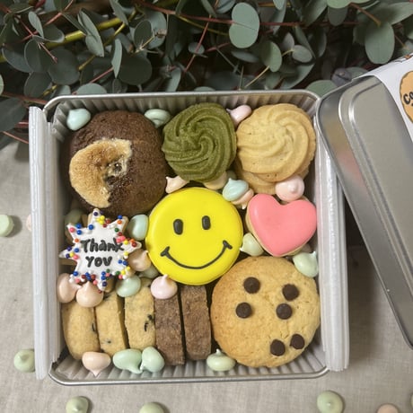 thank you クッキー缶　3/10発送