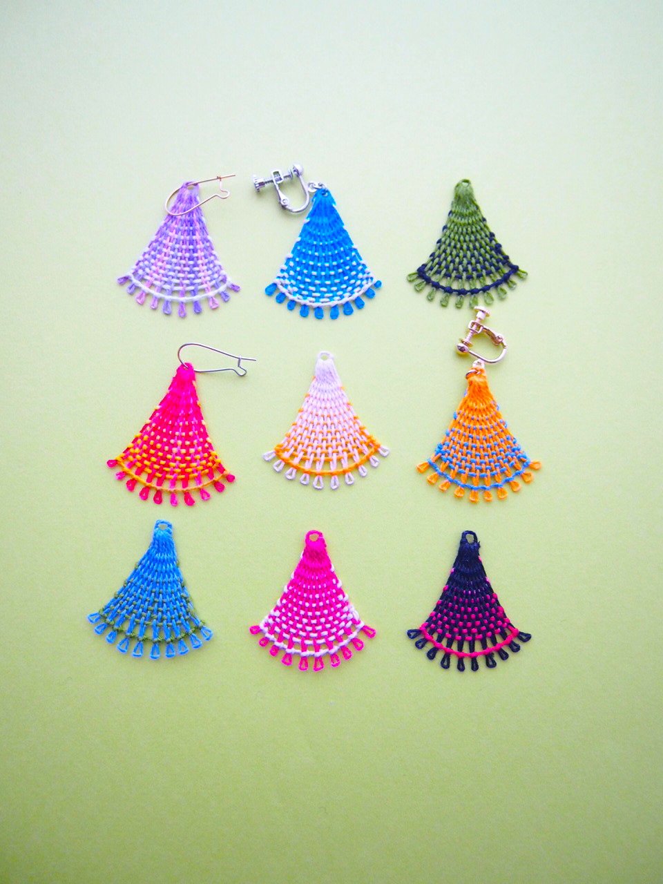 ゆかりページ 7/13 はじめてのニャンドゥティ（扇型） | 刺繍CAFE / artist in