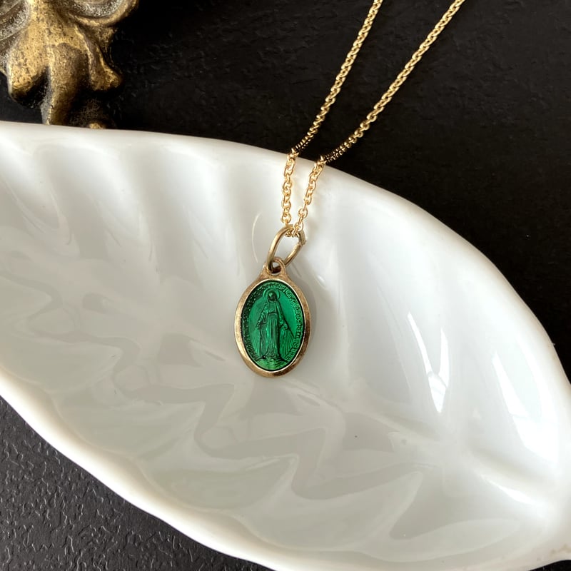 エメラルド}フランス奇跡のメダイのネックレス - green | jewelry MARINA